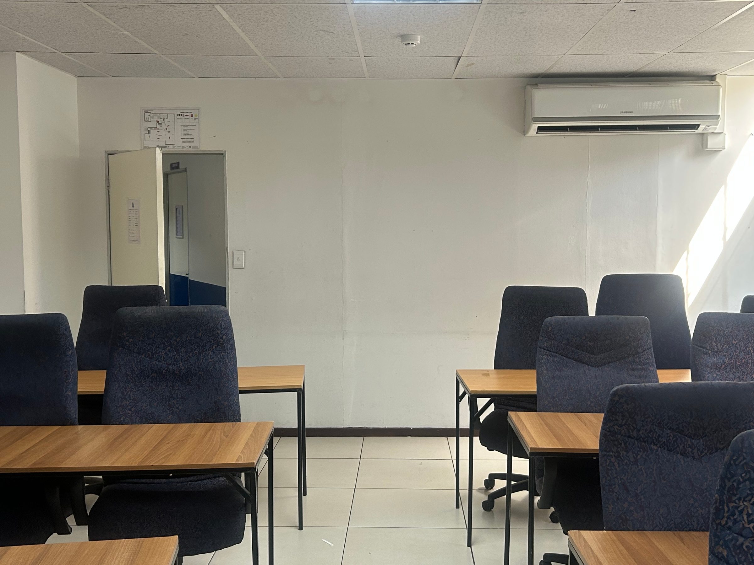 room display image